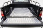 Mercedes-Benz E320 Crew Cab Pickup by Binz 2000 года